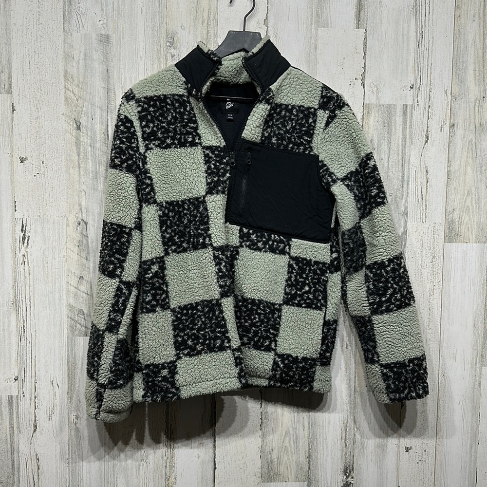 Art Class Girls Sherpa Zip Up Size XXL (18) checkered print